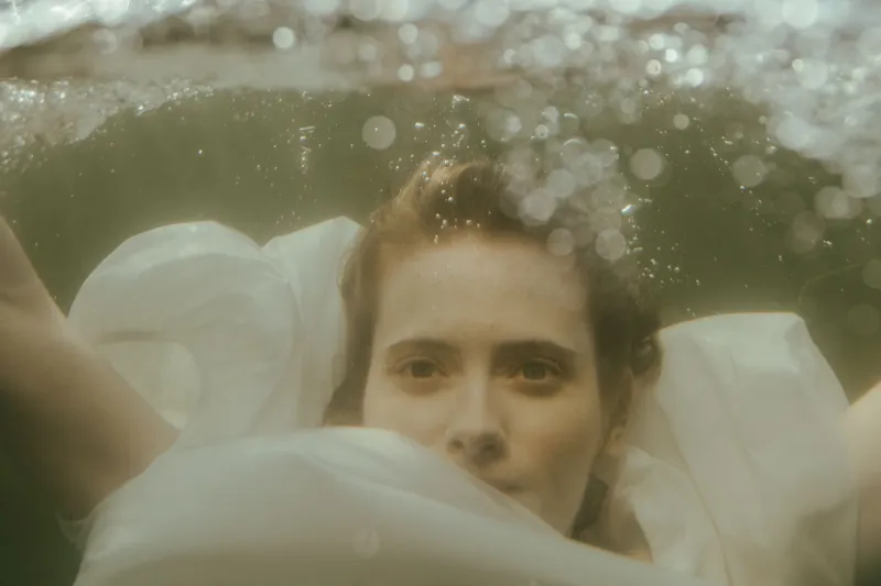 Flooded: How Experimental Fiction Engineers Cognitive Collapse Through Sensory Saturation