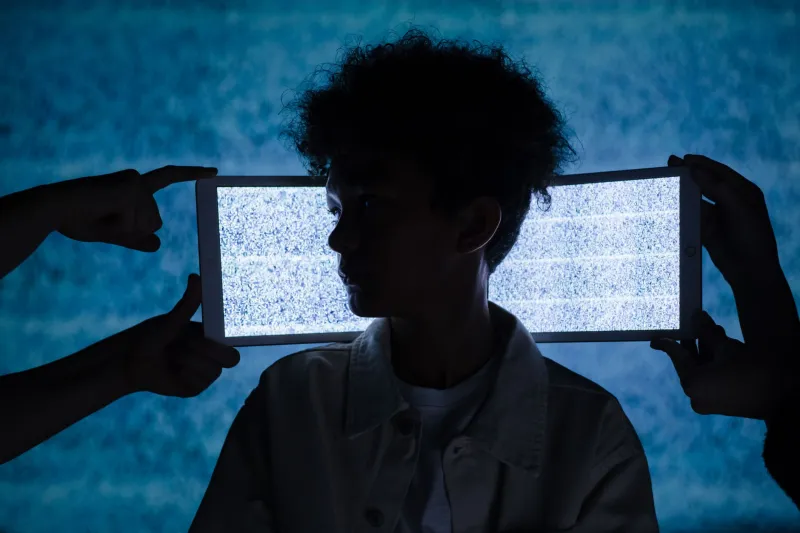Truth in the Age of the Algorithm: How AI-Generated Text Is Making Every Reader an Investigator